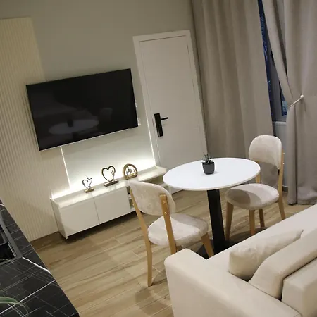 The Leads Διαμέρισμα Τίρανα