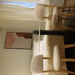 The Leads アパート ティラナ